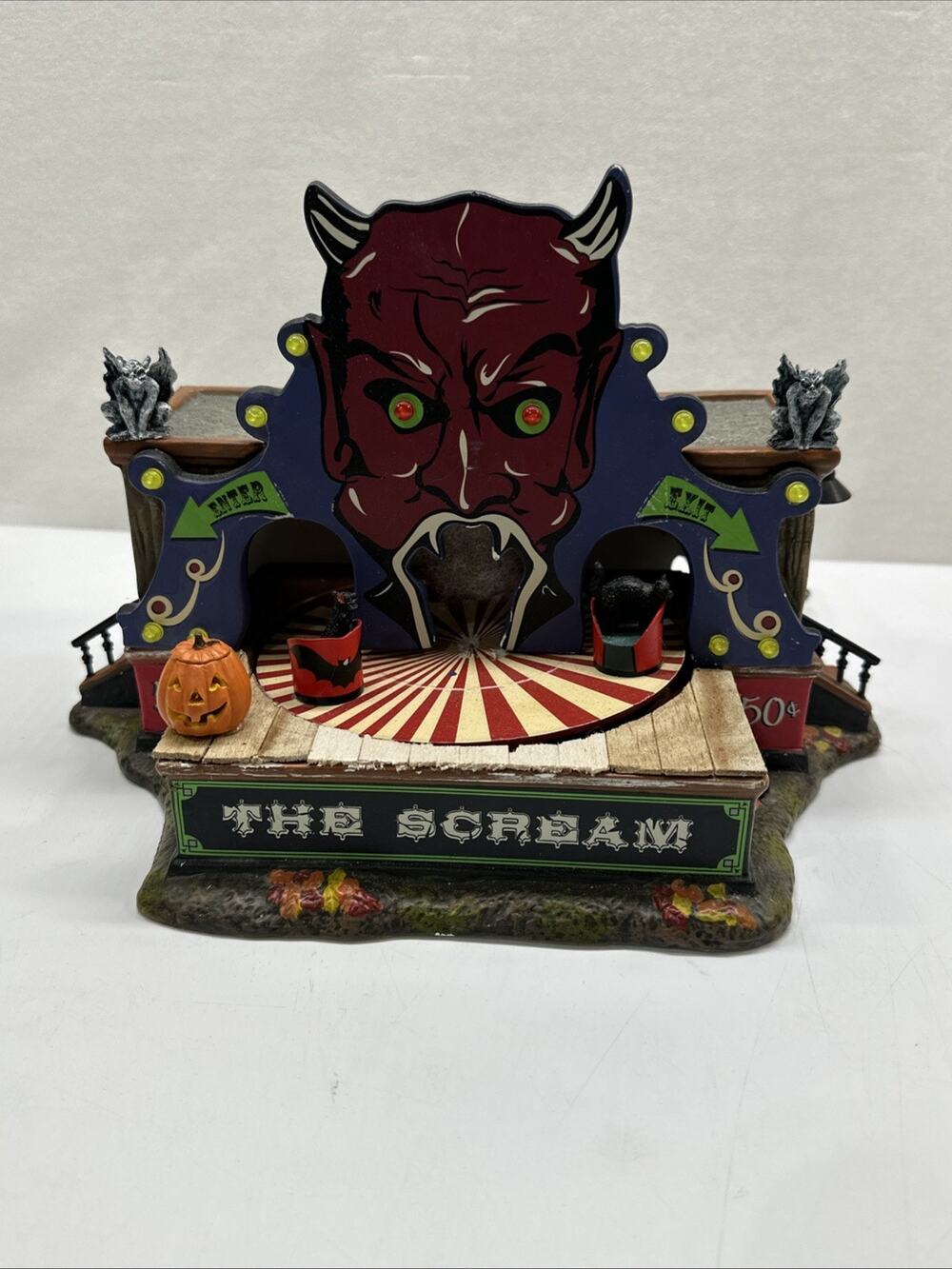 Department 56 The scream Snow Village Halloween 2015 Very Rare Retired Read